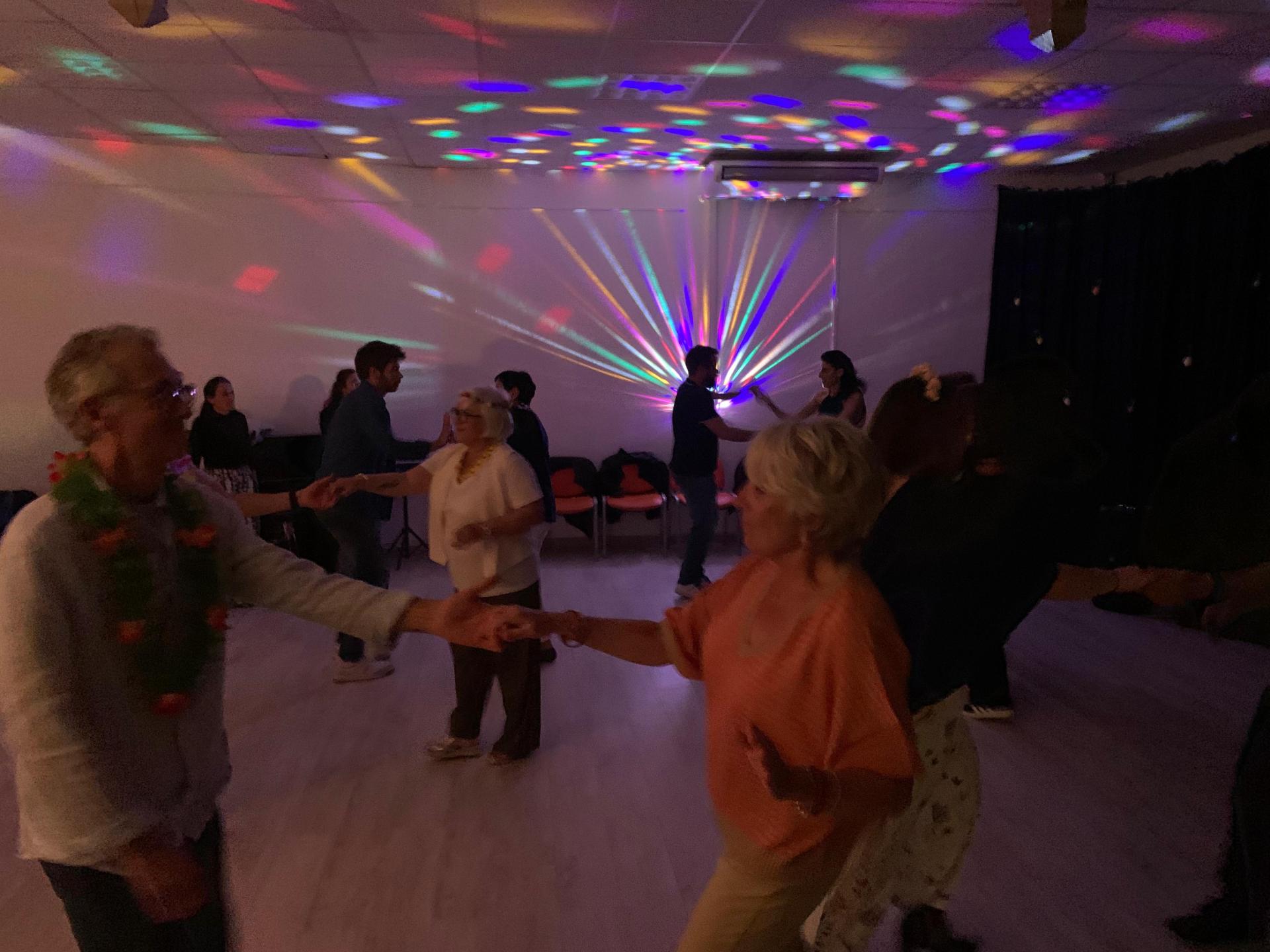 Soiree swing 26 04 26 whatsapp image 2025 04 27 at 12 22 53