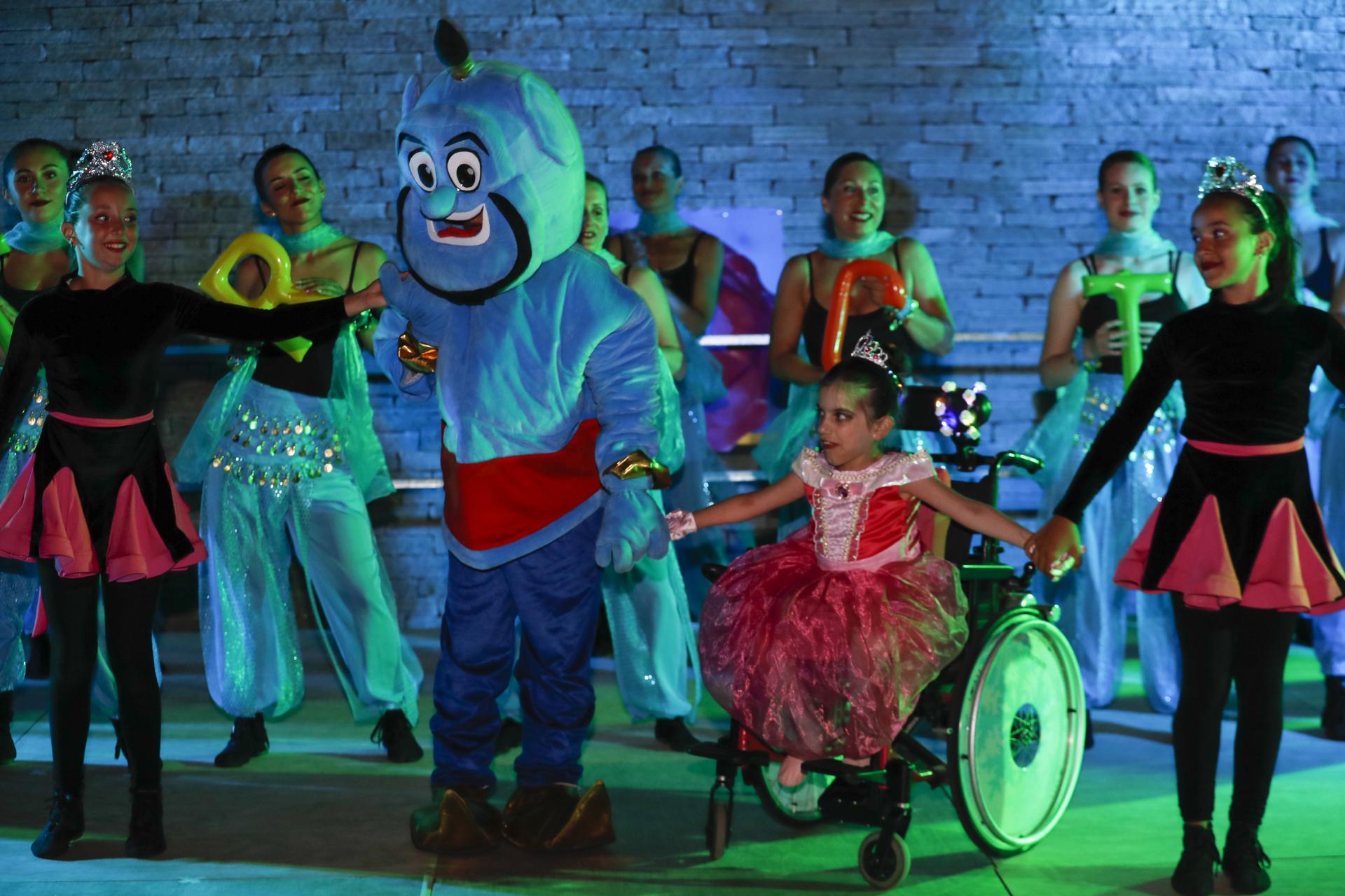 Spectacle caroline 100623 96